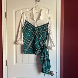 Chic Plaid Blouse with Asymmetrical Hem